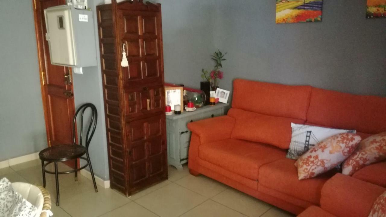 Comoda Habitacion San Vicente Raspeig Dış mekan fotoğraf
